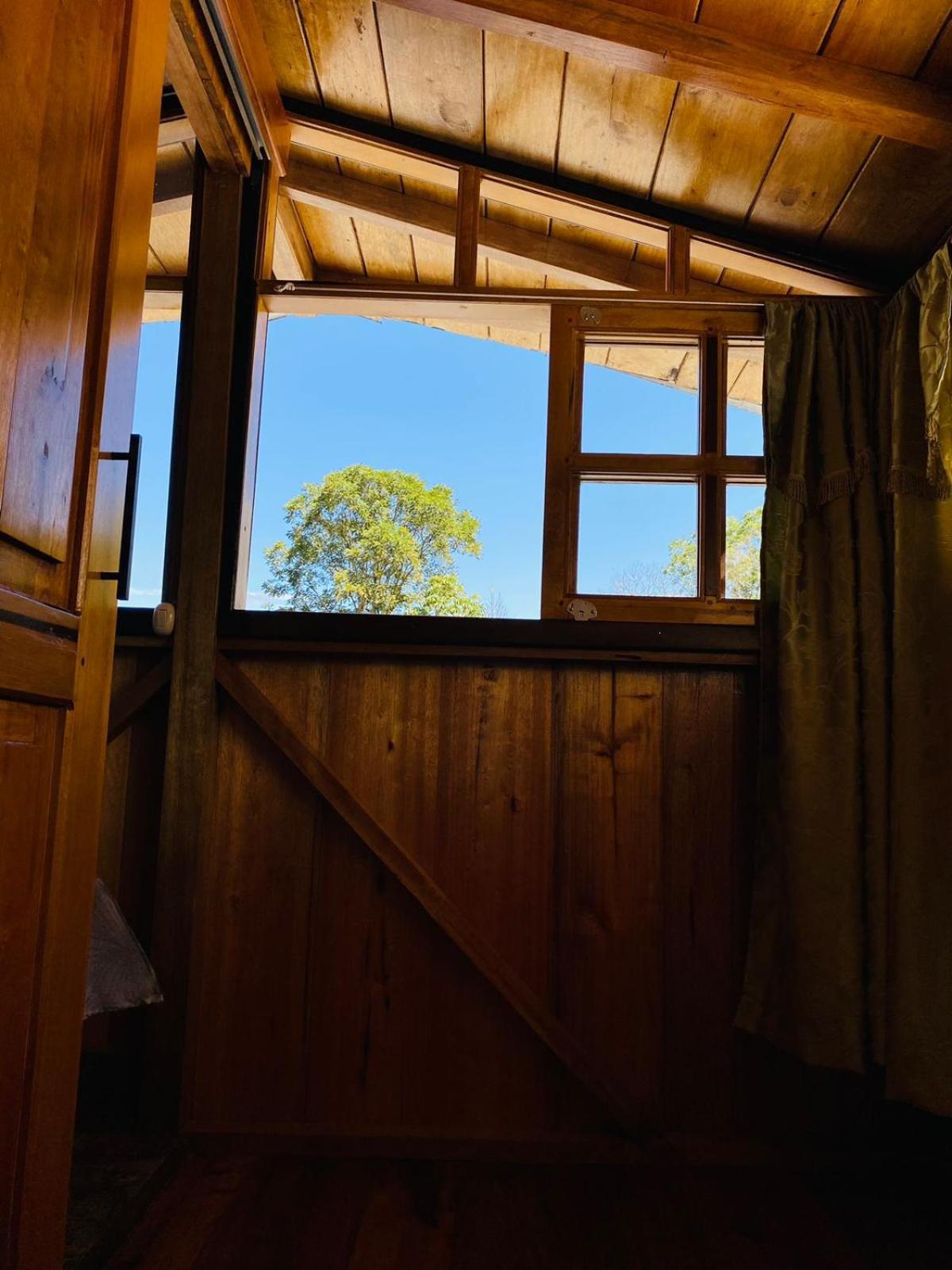 Guayabo Hostal Mindo Exterior photo