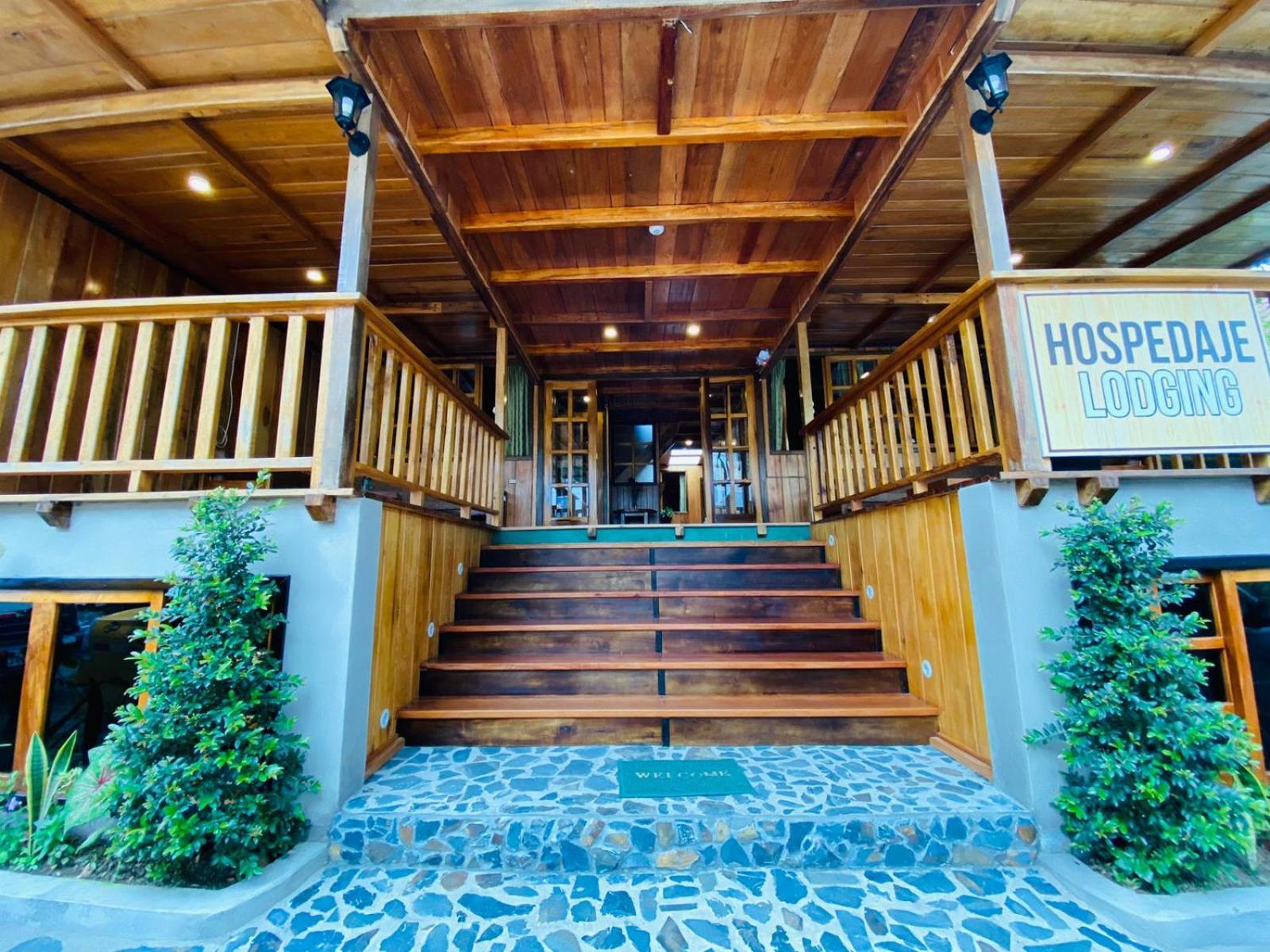 Guayabo Hostal Mindo Exterior photo