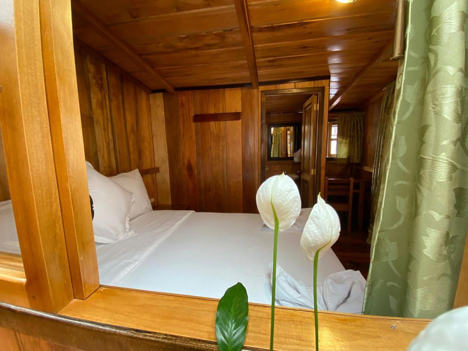 Guayabo Hostal Mindo Room photo